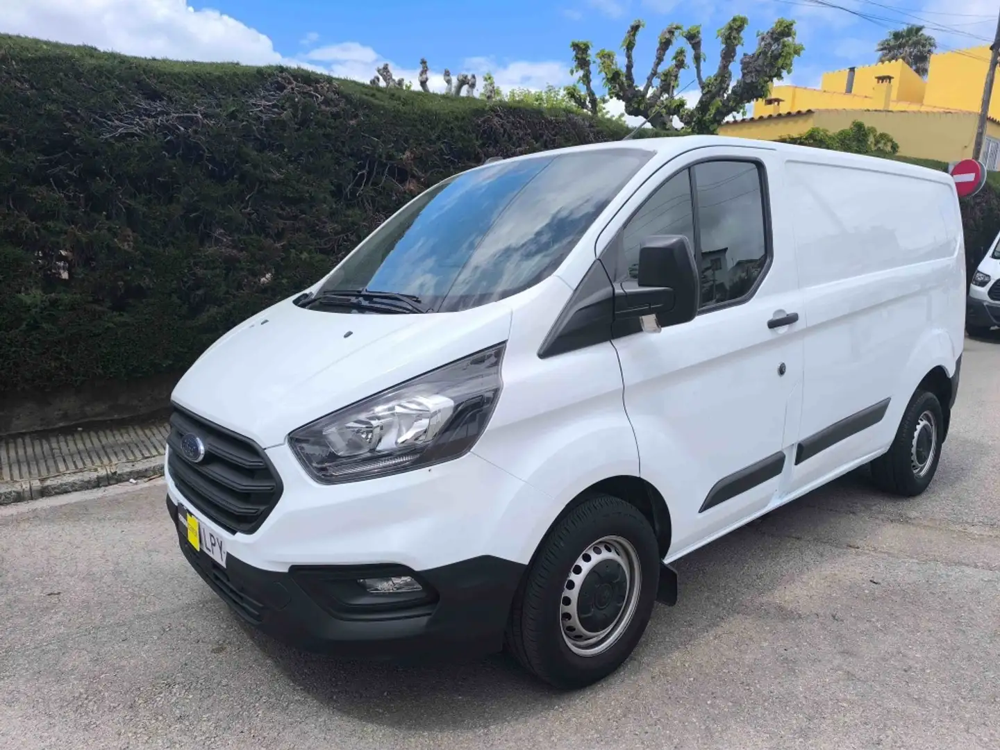 Ford Transit Custom FT 260 L1 Van Ambiente 105 Blanco - 1