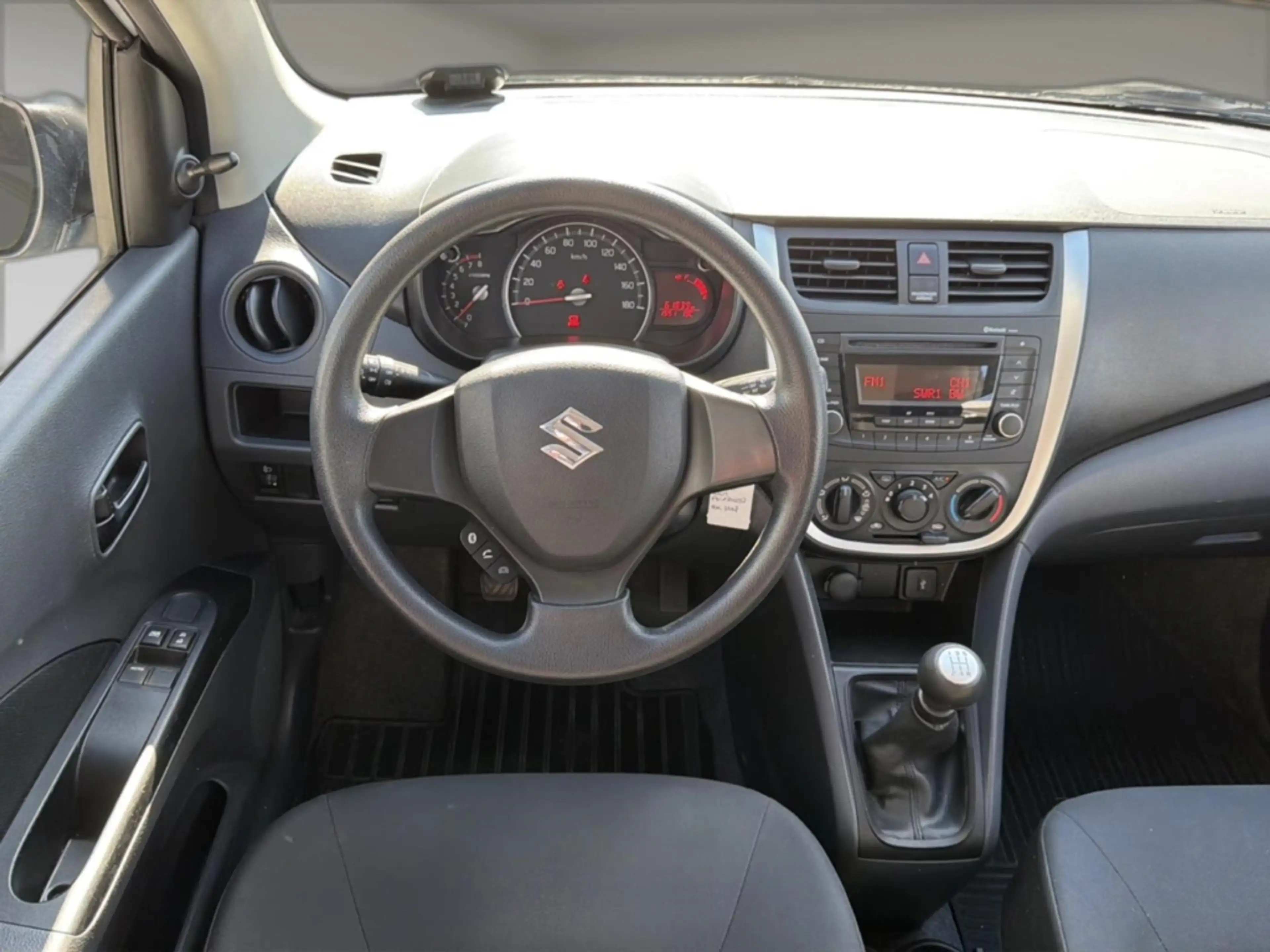 Suzuki Celerio 1.0 CLUB Klima+Bluetooth+USB — photo 10