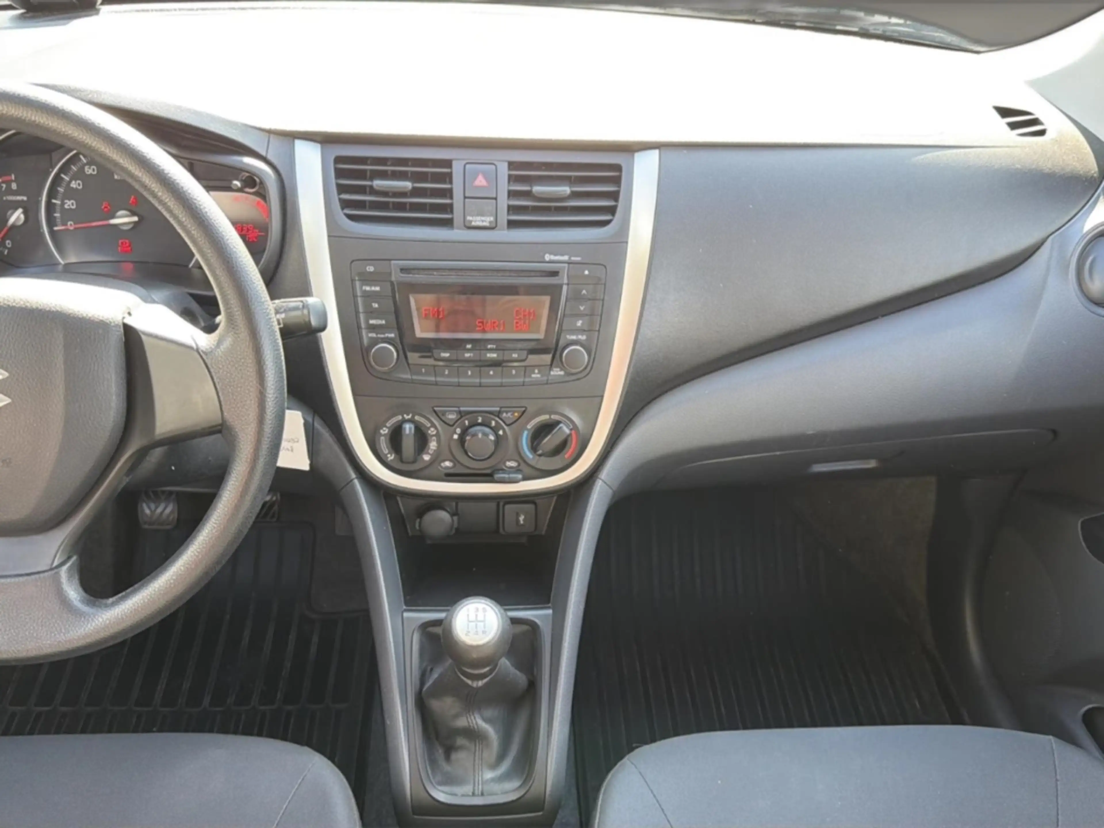 Suzuki Celerio 1.0 CLUB Klima+Bluetooth+USB — photo 12