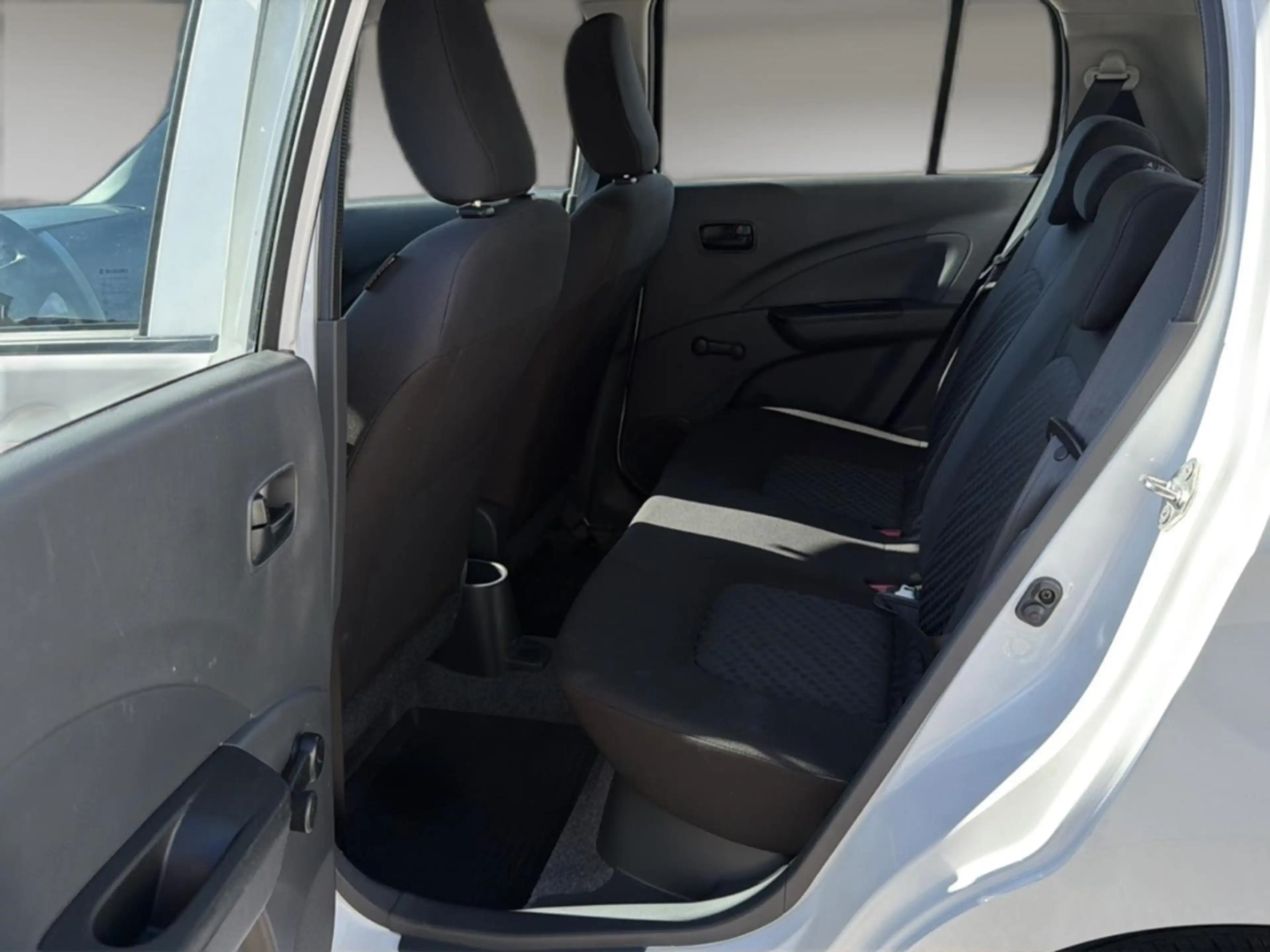 Suzuki Celerio 1.0 CLUB Klima+Bluetooth+USB — photo 13