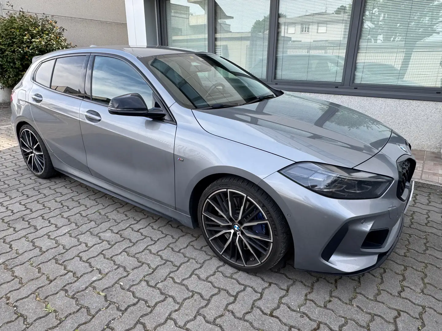 BMW 135 Serie 1 F40 M 135i xdrive auto Gris - 1
