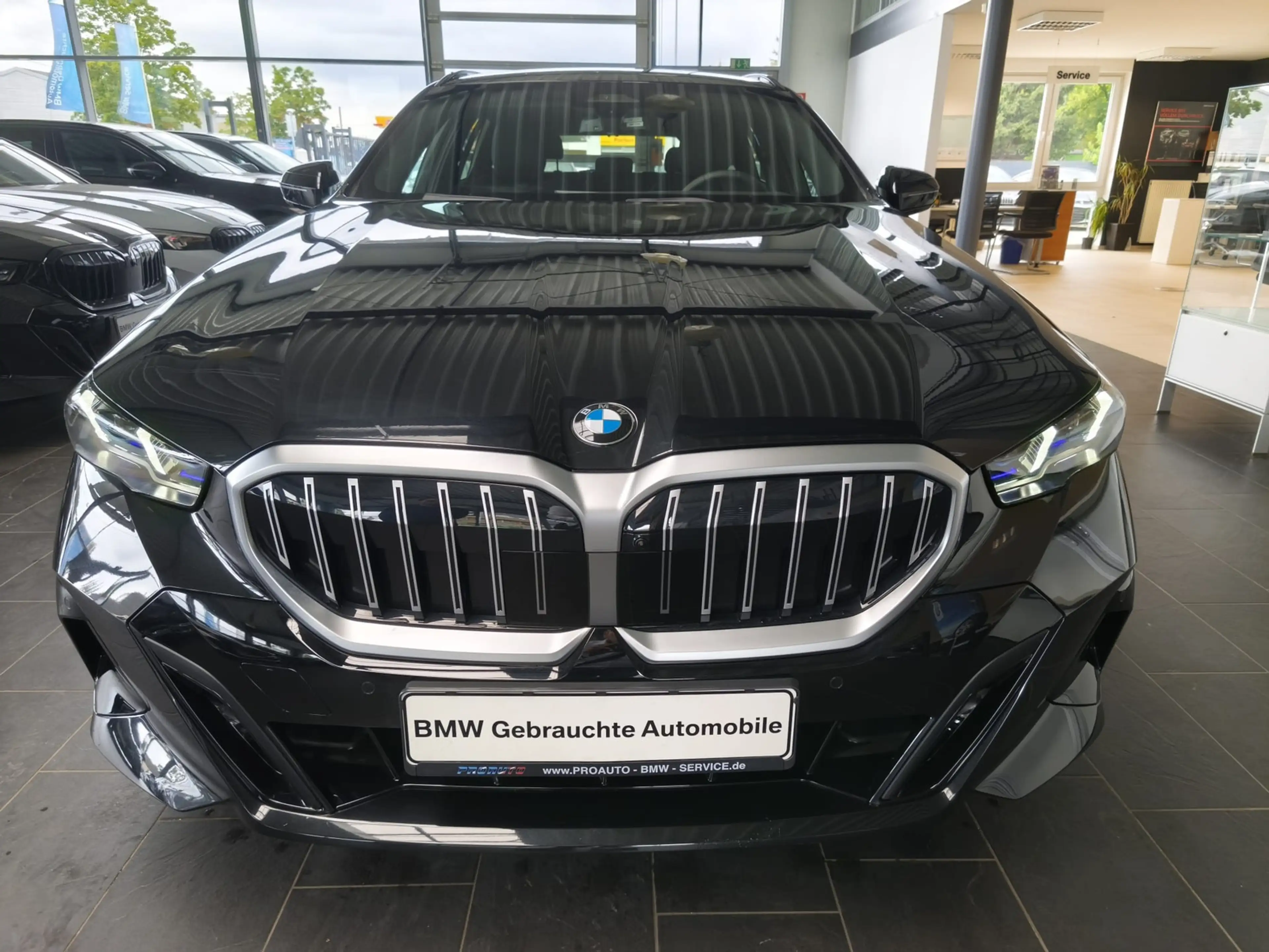BMW 520 d xDrive M Sport Tour. AHK/HUD/HK/360°/20" — photo 2