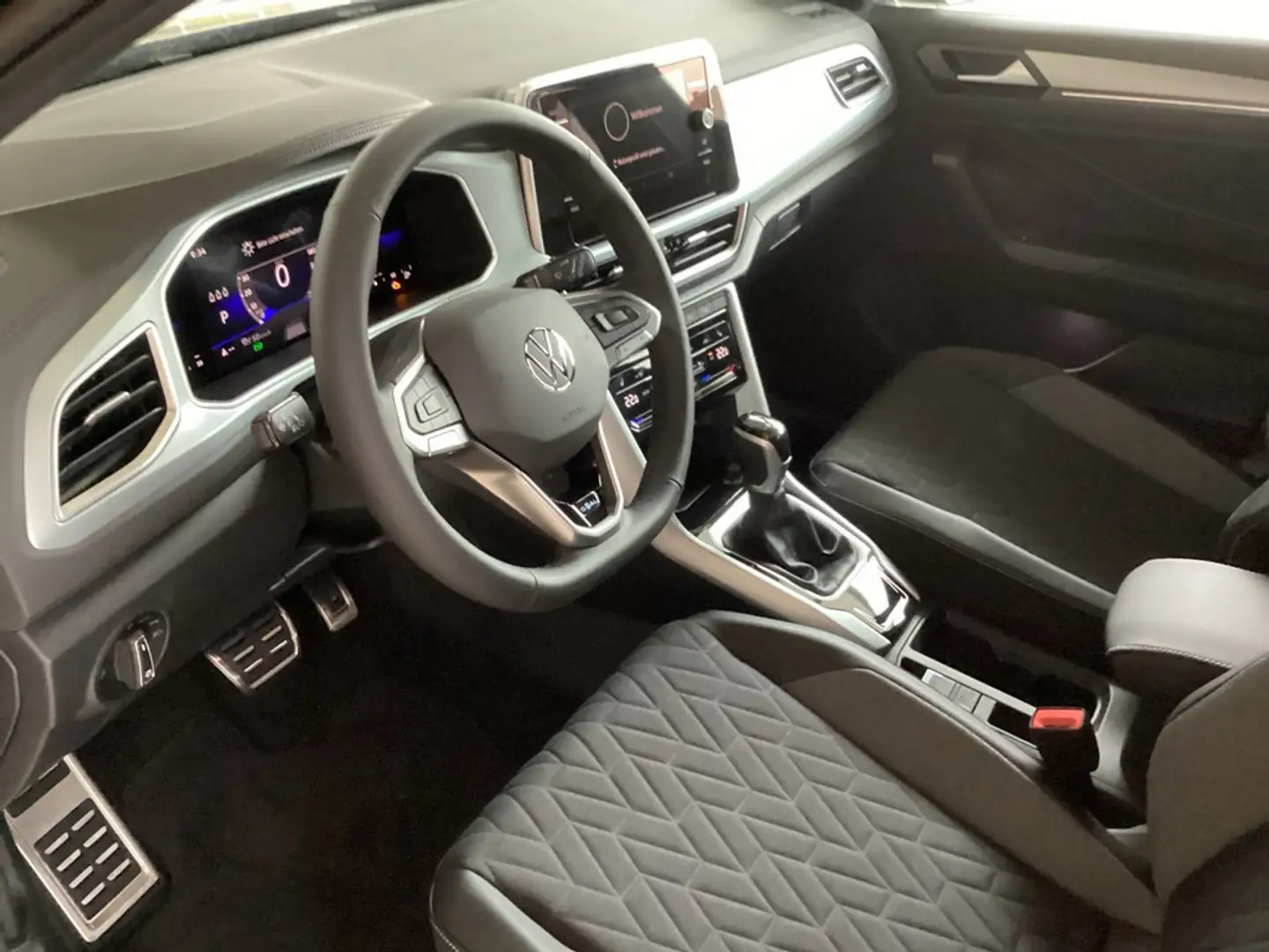 Volkswagen T-Roc 1.5 TSI Goal KAMERA NAVI ACC FACEL. LED Gris - 2