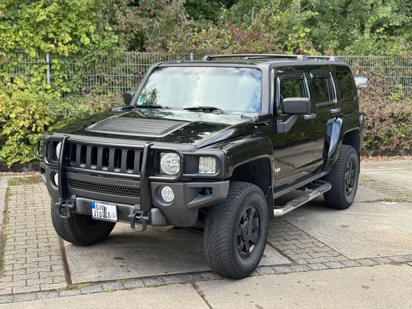 HUMMER H3 EXECUTIVE Schwarz - 2