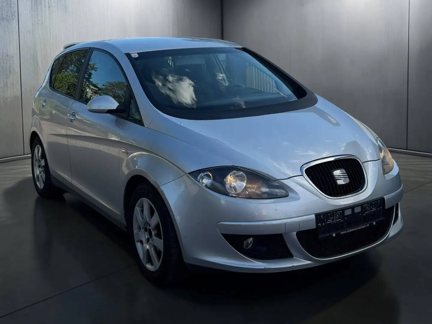 SEAT Altea Altea Reference 1,9 TDi Reference Silber - 1