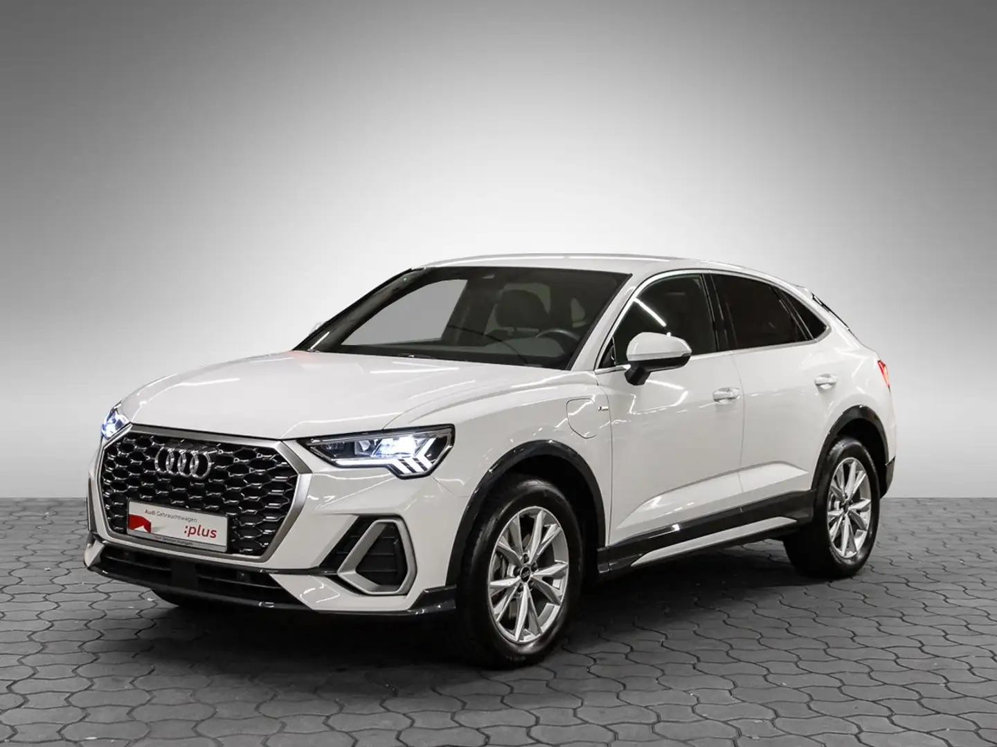 Audi Q3 Sportback 45 TFSI e S line AHK virtCo Kamera Weiß - 2