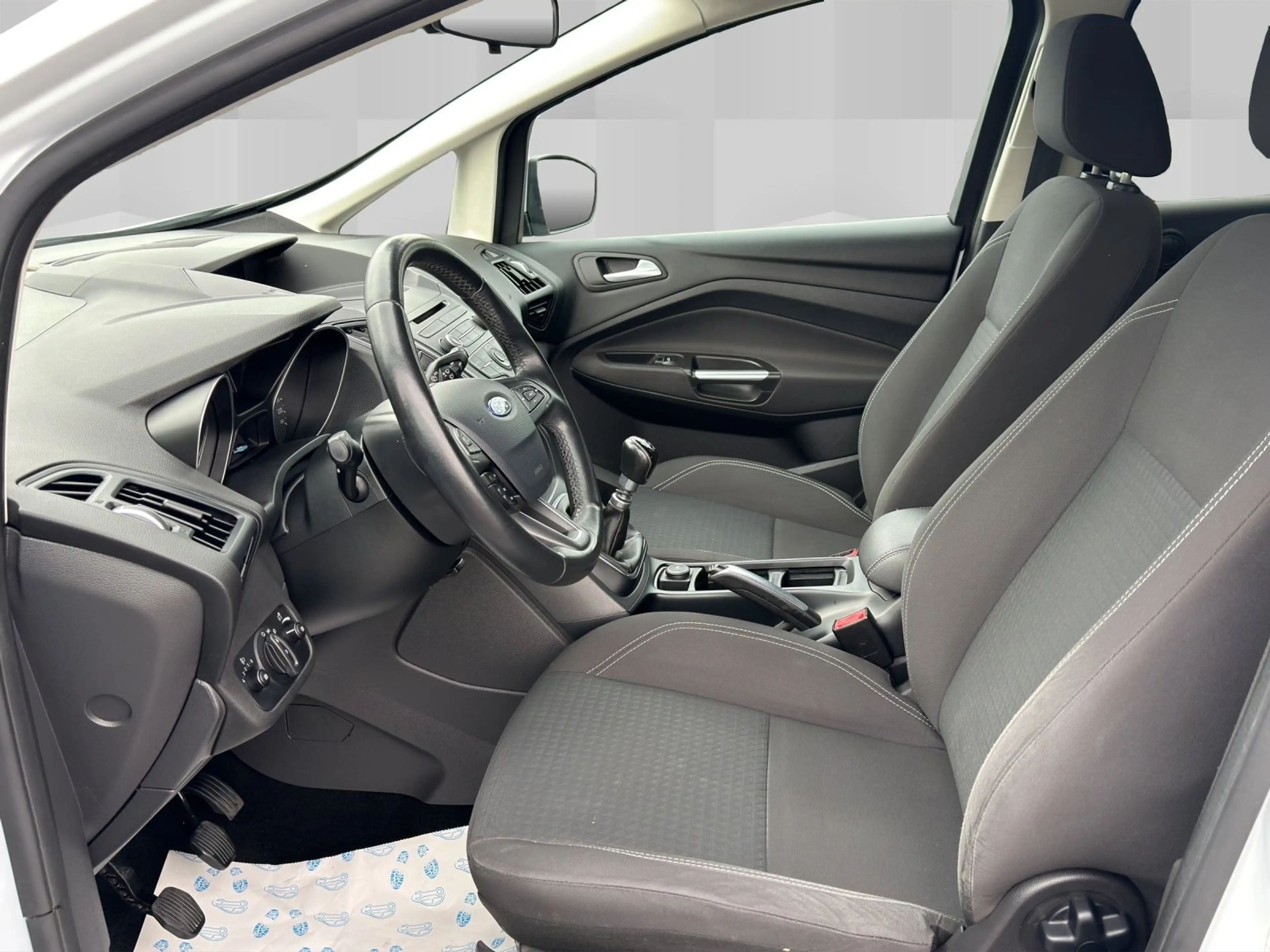 Ford Grand C-Max 1.0 EcoBoost Trend 7-Sitzer PDC Alu — photo 9