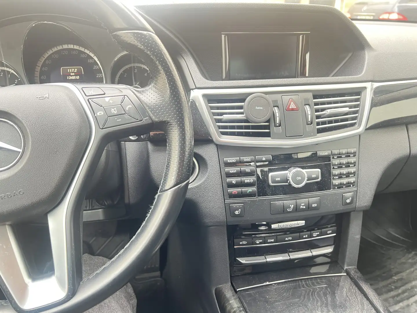 Mercedes-Benz E 220 E 220 CDI BlueEfficiency Grau - 2