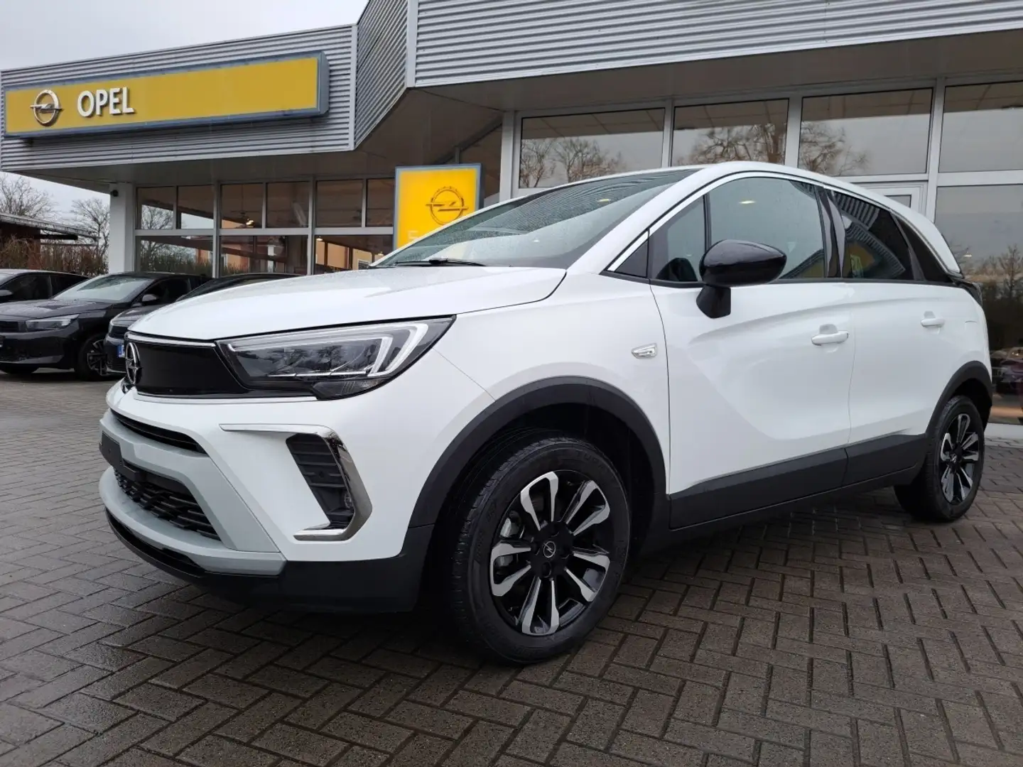 Opel Crossland 1.2 Turbo Elegance Paket Navi Kamera Parkpilot Bílá - 2