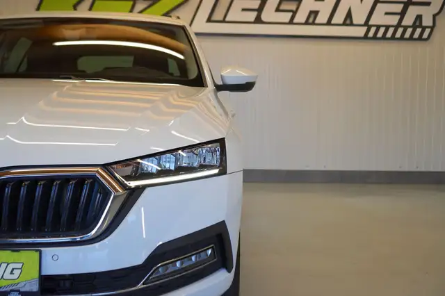 Skoda Octavia view 10