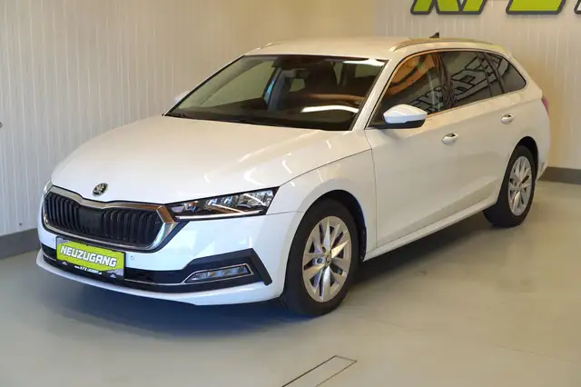 Skoda Octavia view 11