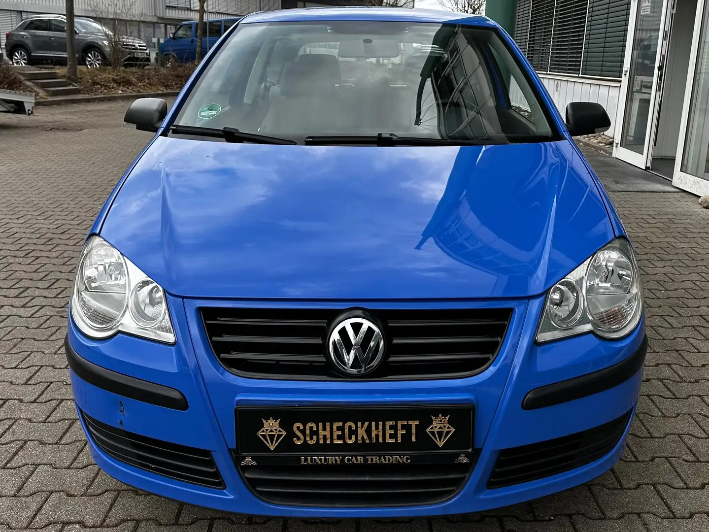 Volkswagen Polo Trendline Tüv & Service Neu gepflegter Zustand Bleu - 2