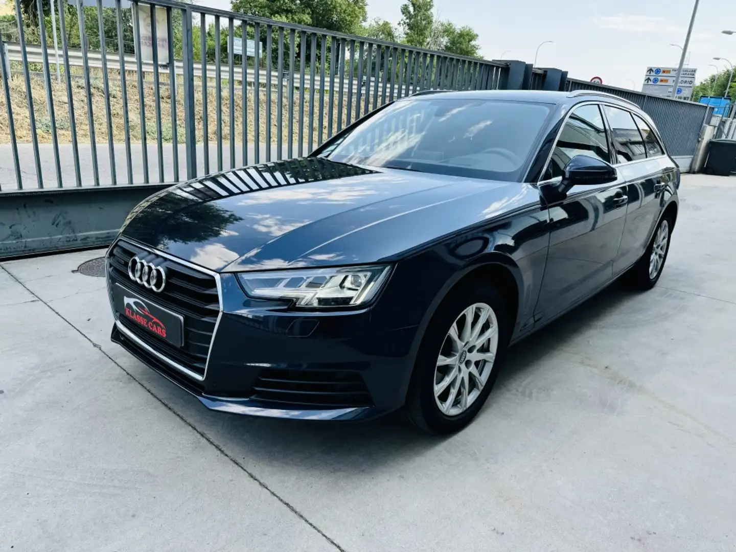 Audi A4 Avant 2.0TDI Advanced ed. quattro S-T 140kW Azul - 2