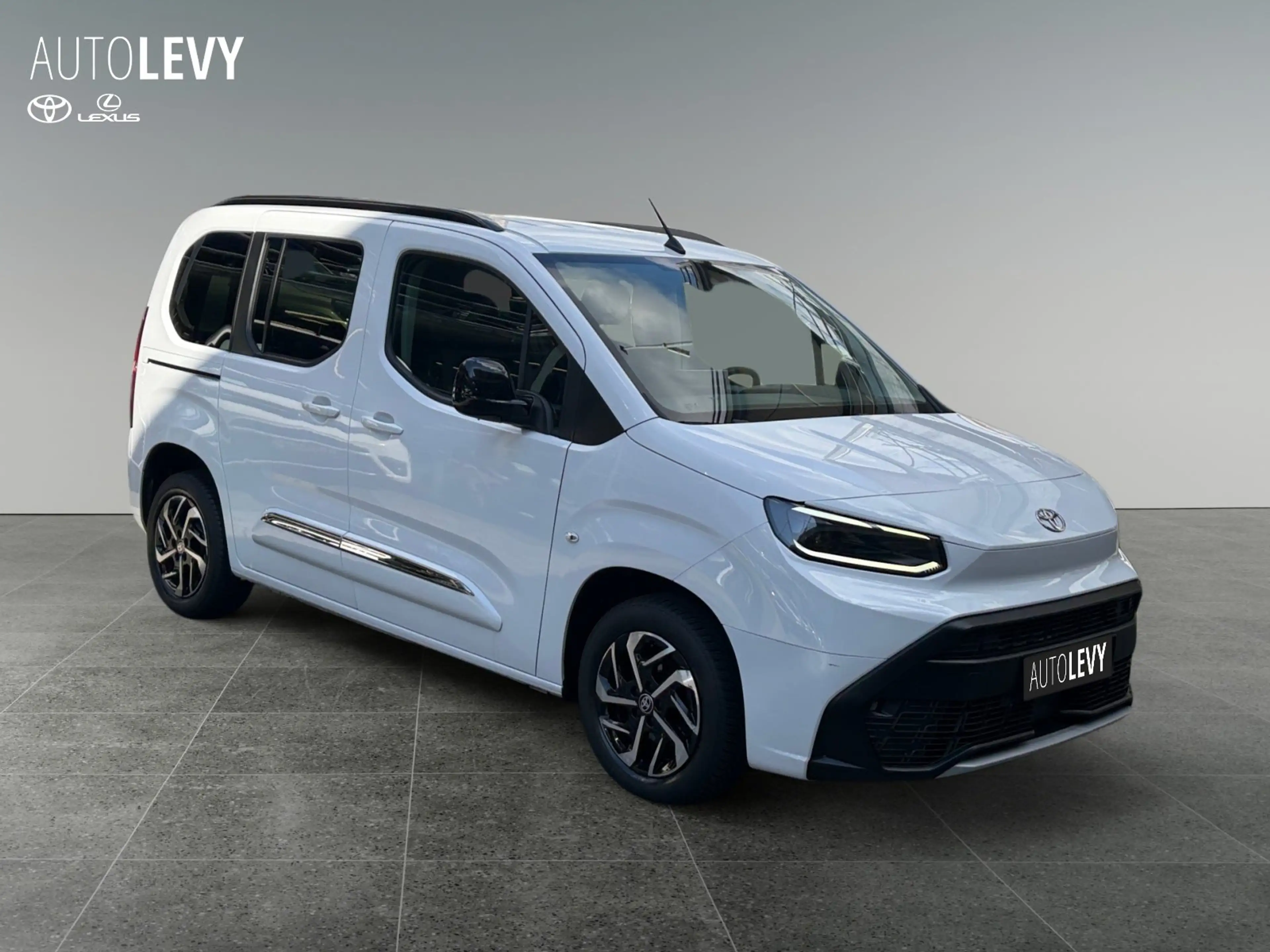 Toyota Proace City Verso 1.2 Team D L1 CARPLAY/NAVI — photo 8