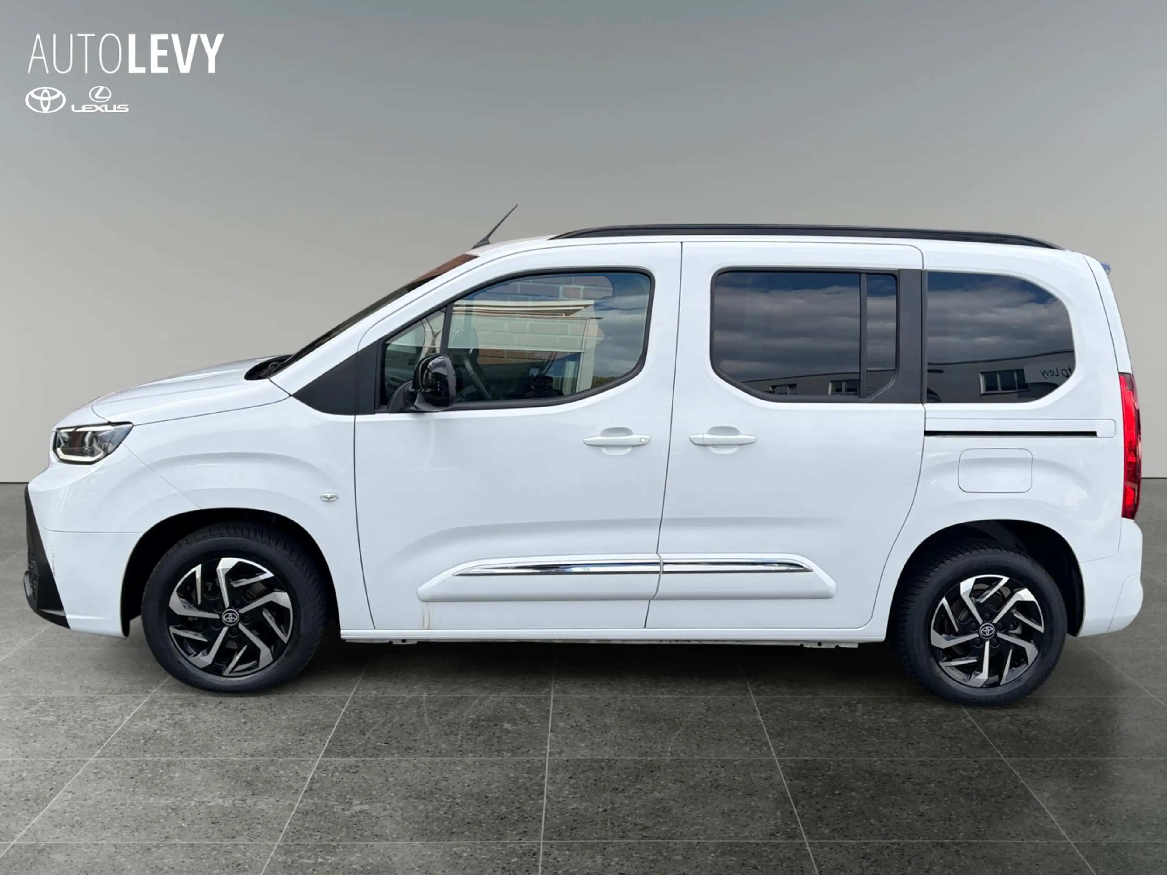 Toyota Proace City Verso 1.2 Team D L1 CARPLAY/NAVI — photo 3