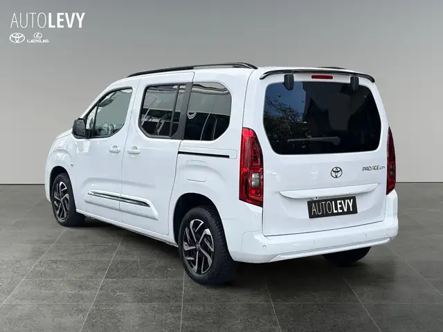 Toyota Proace City view 4