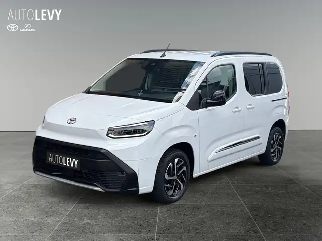 Toyota Proace City view 2