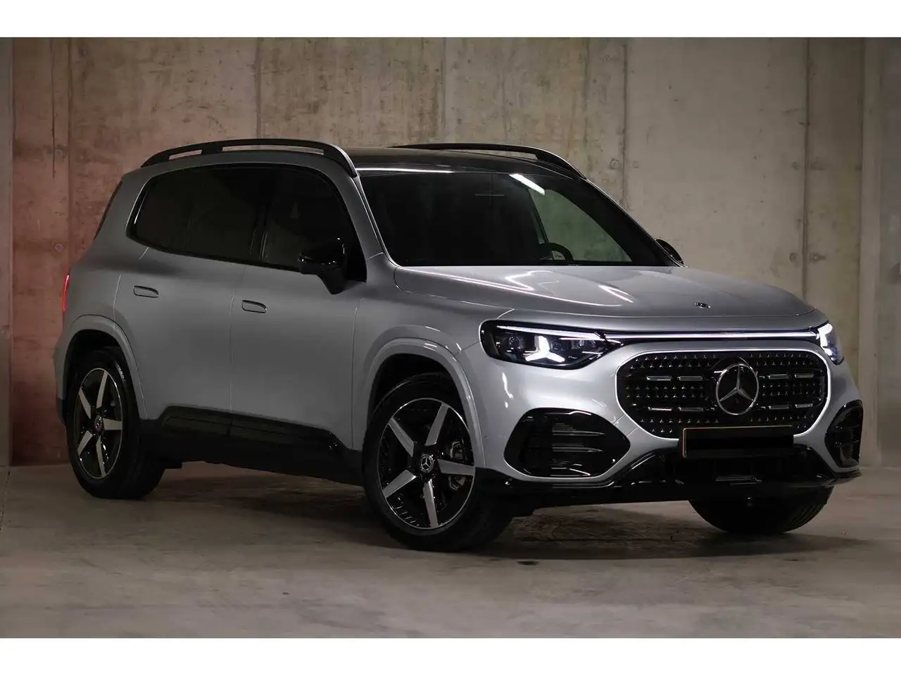 Mercedes-Benz GLB 200