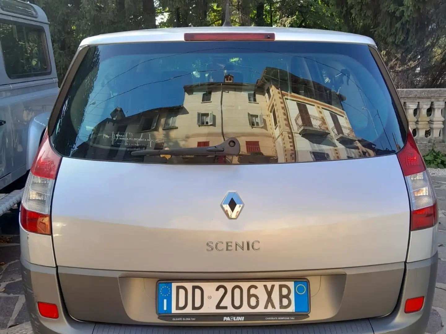 Renault Grand Scenic 1.9 dci Dynamique (confort) 130cv fap Ezüst - 1