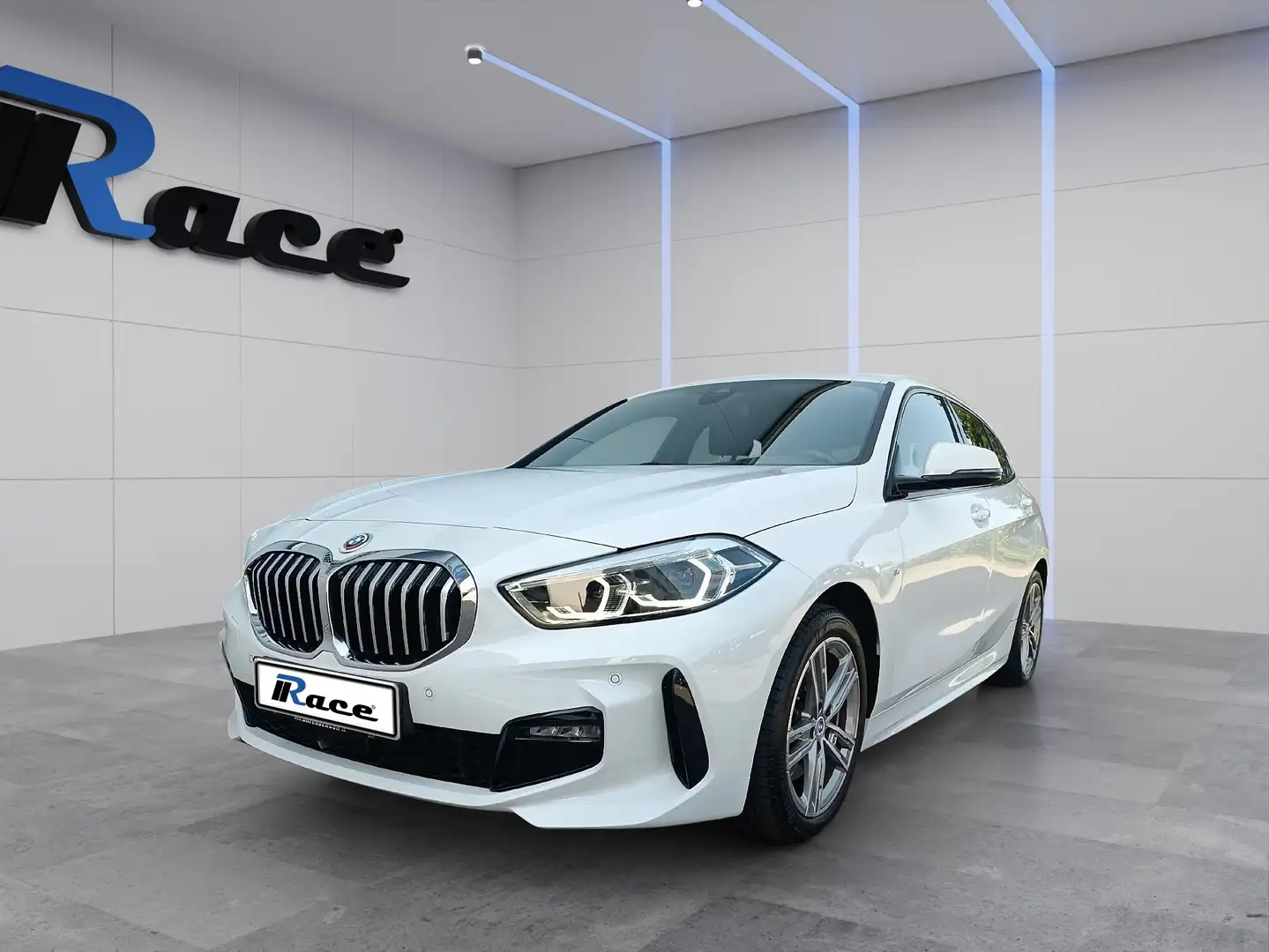 BMW 118 i benzina Serie 1 (F40)  5p. Msport - manuale Bianco - 1