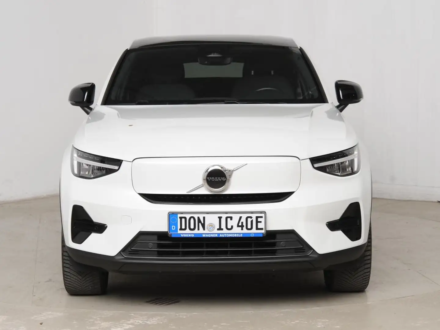 Volvo C40 Recharge Twin Motor Plus *AHK* Белый - 2