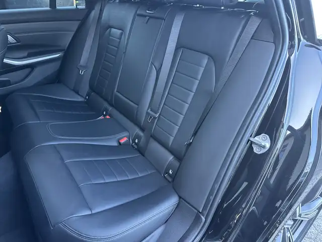BMW M view 11