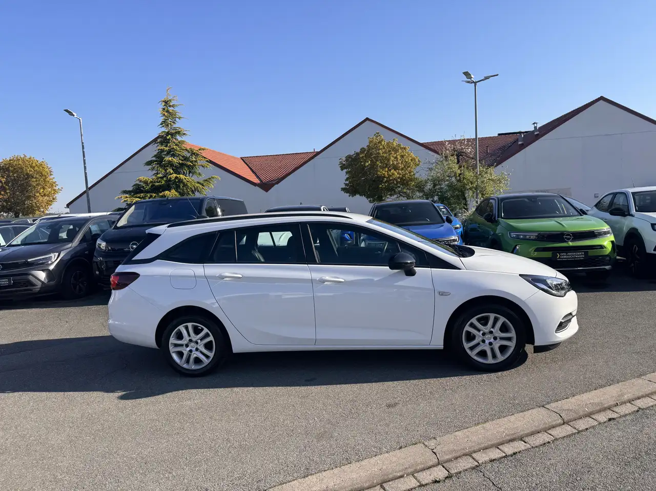 Opel Astra Edition Start/Stop 3
