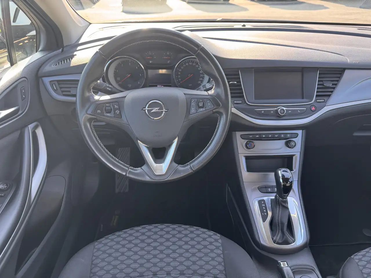 Opel Astra Edition Start/Stop 5