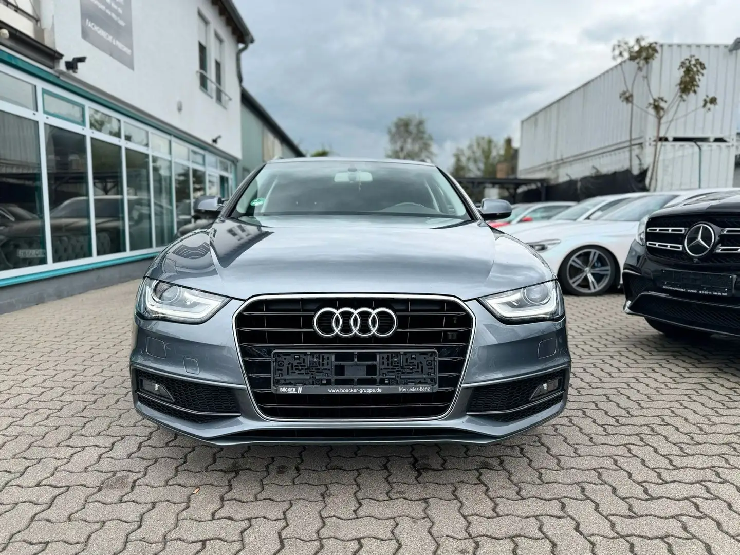 Audi A4 Avant 2.0 TDI*S-LINE*KAMERA*XENON*TEMPOMAT* Gris - 2