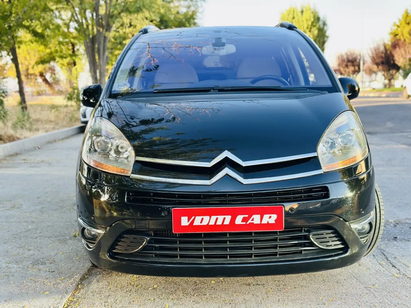 Citroen C4 Picasso 1.6HDI Exclusive Negro - 2