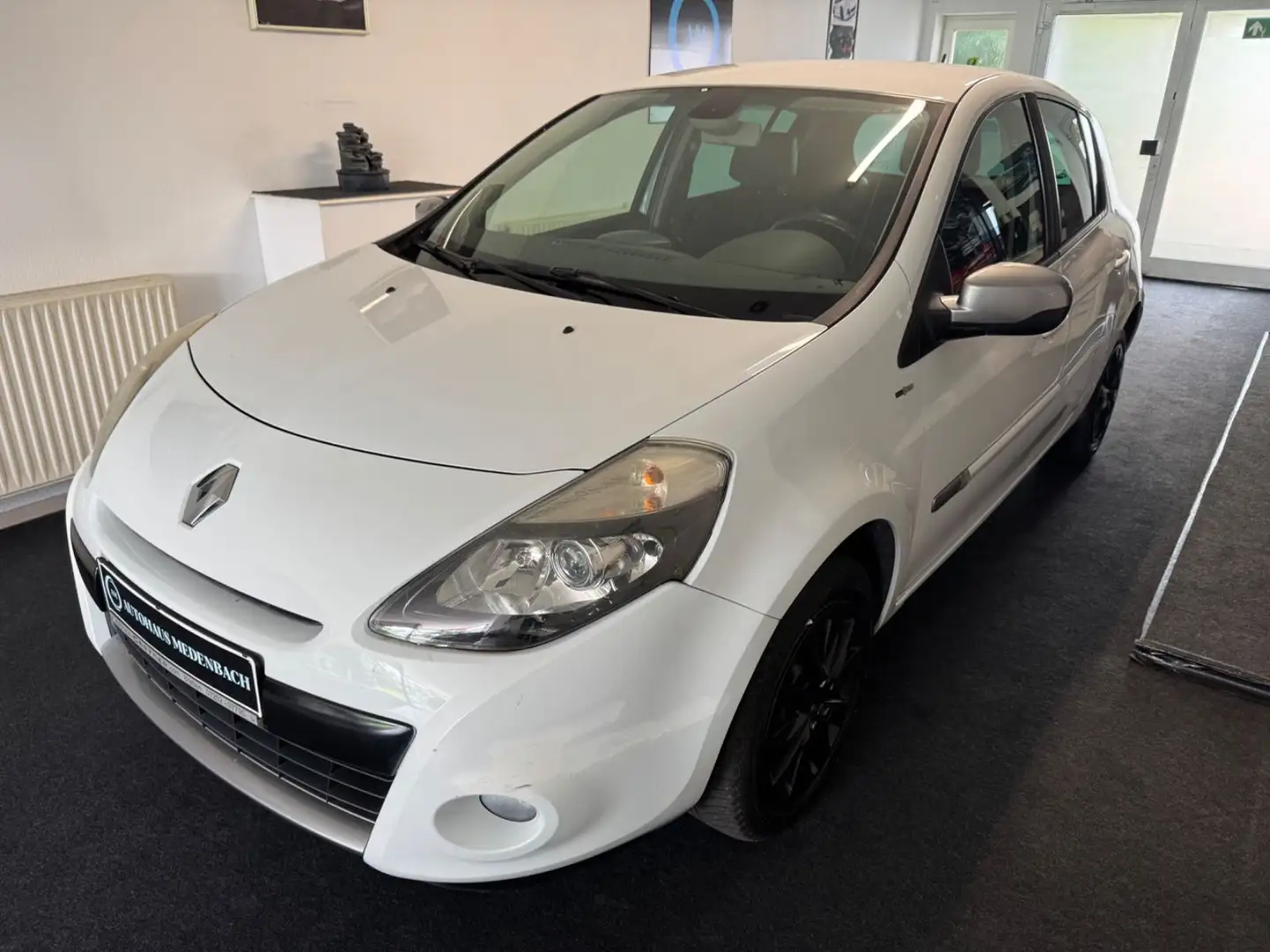 Renault Clio Authentique 1.2 Renault AHK Klimaanlage Bianco - 1