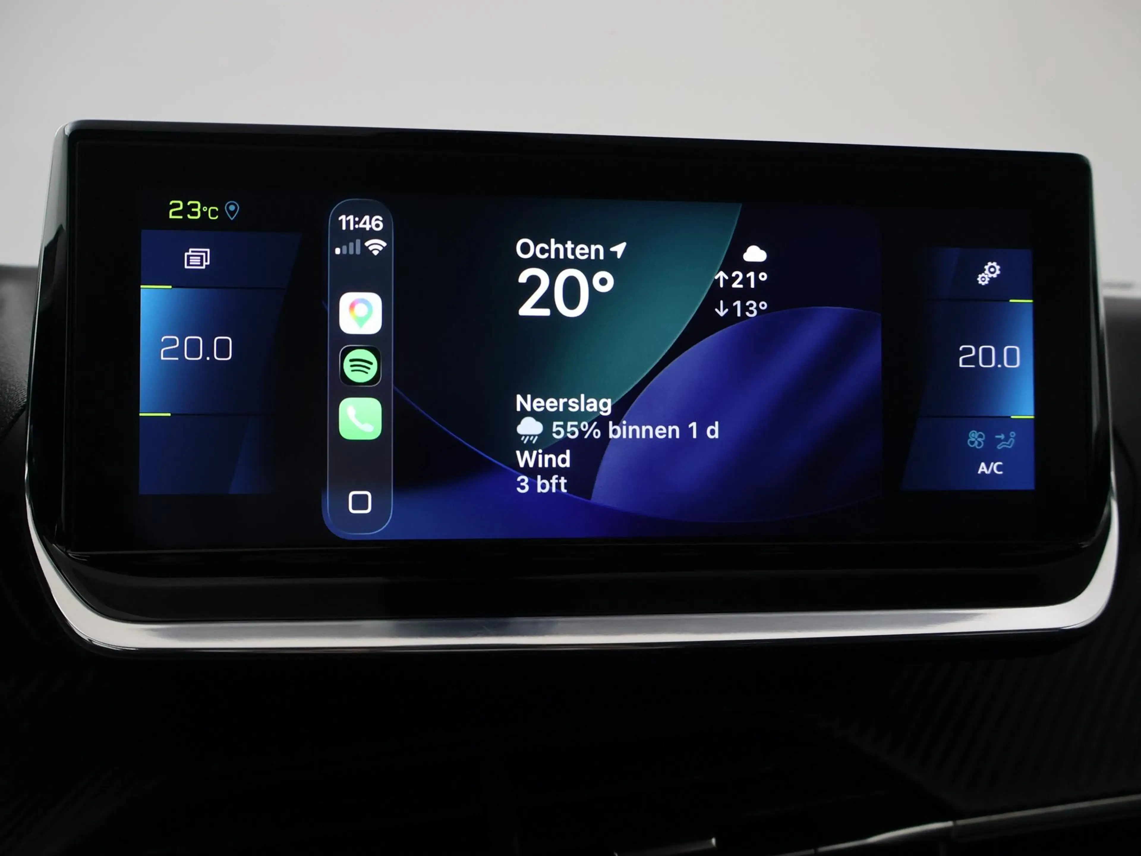 Peugeot e-2008 EV ALLURE 50 kWh + CAMERA | LED | CARPLAY | STOELV — photo 40