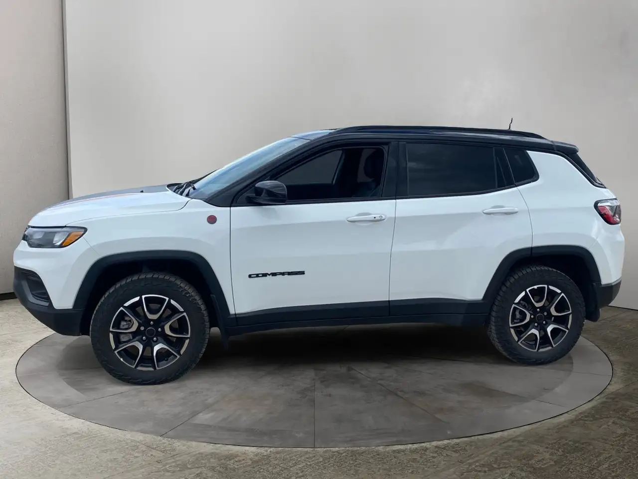 Jeep Compass photo Jeep Compass