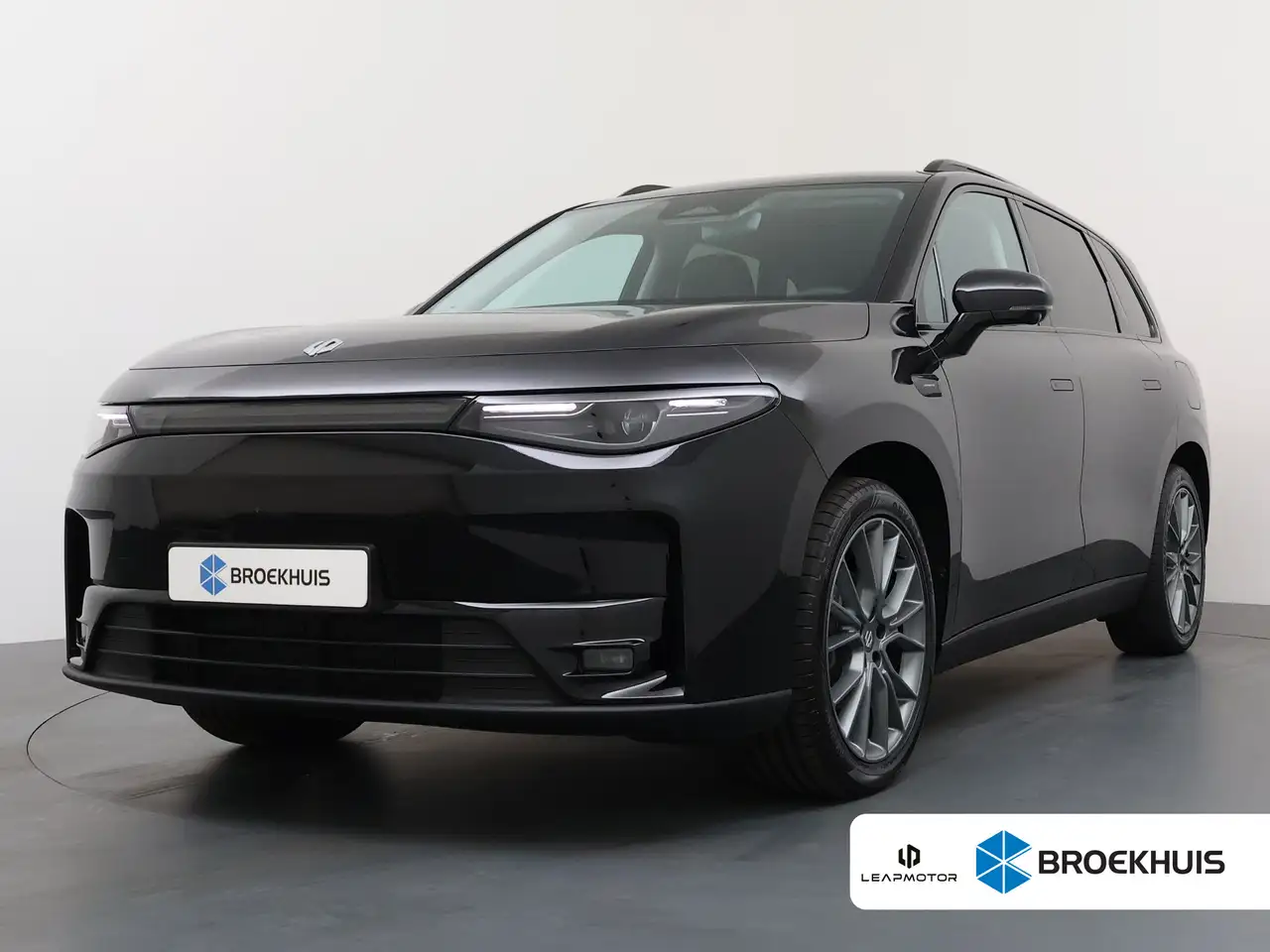 Leapmotor C10