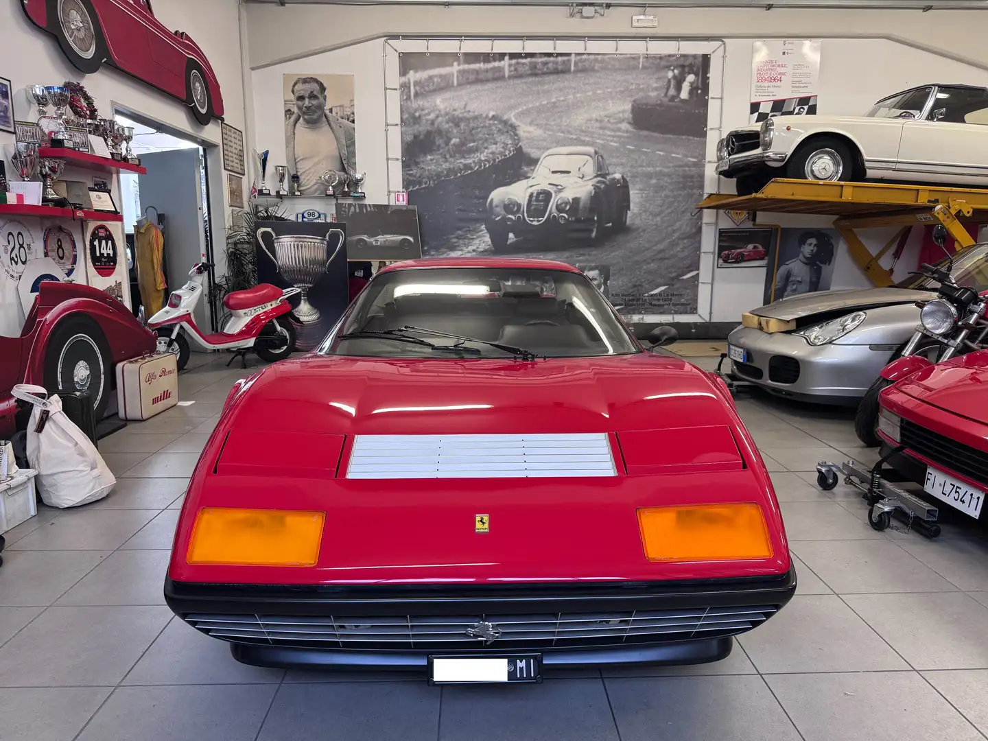 Ferrari 512 BB carburatori Rot - 1