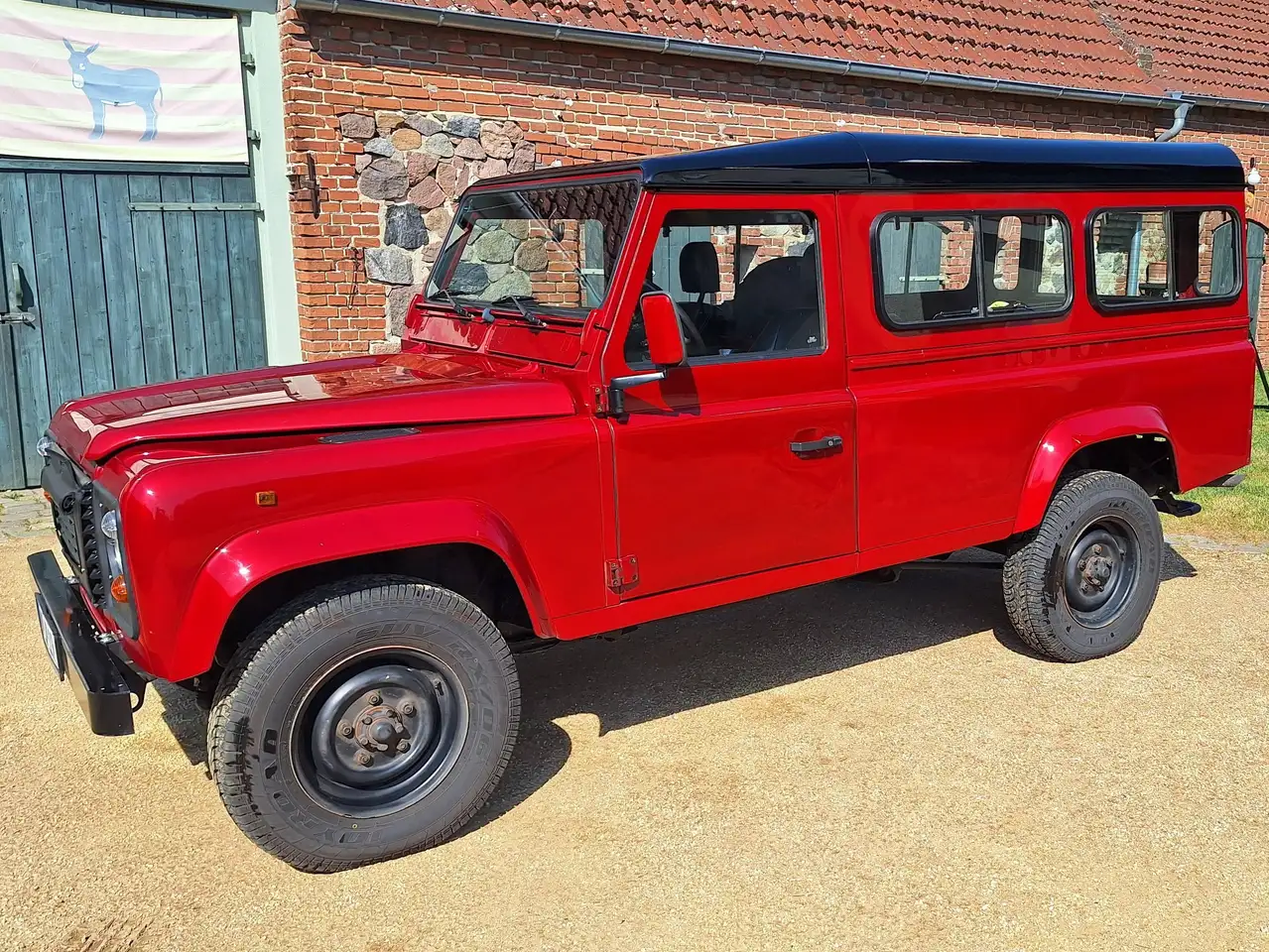Land Rover Defender 110, foto 1