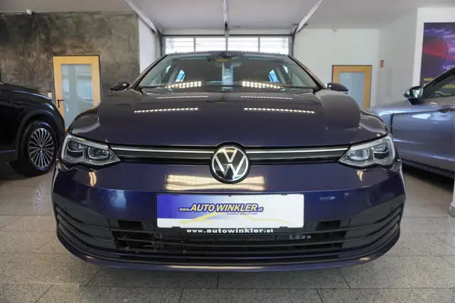 Volkswagen Golf view 2