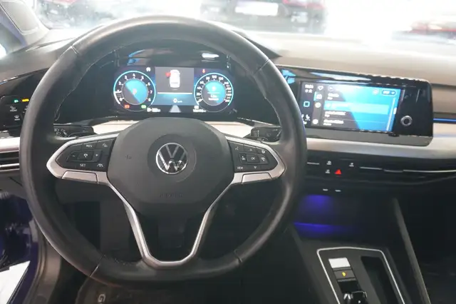 Volkswagen Golf view 11