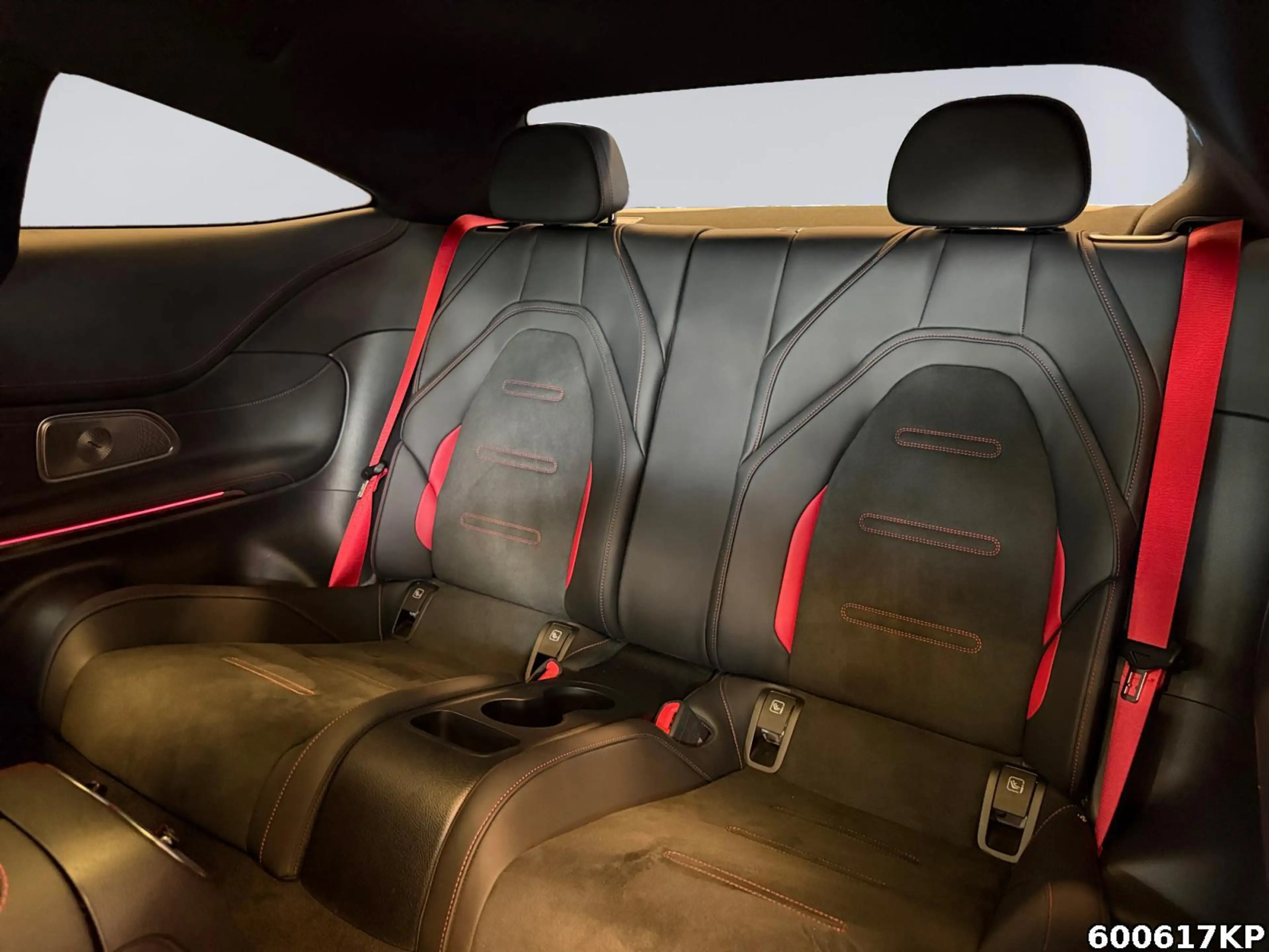 Mercedes-Benz CLE 53 AMG 4M+ Pano AHK Burmester 20" Night II — photo 11
