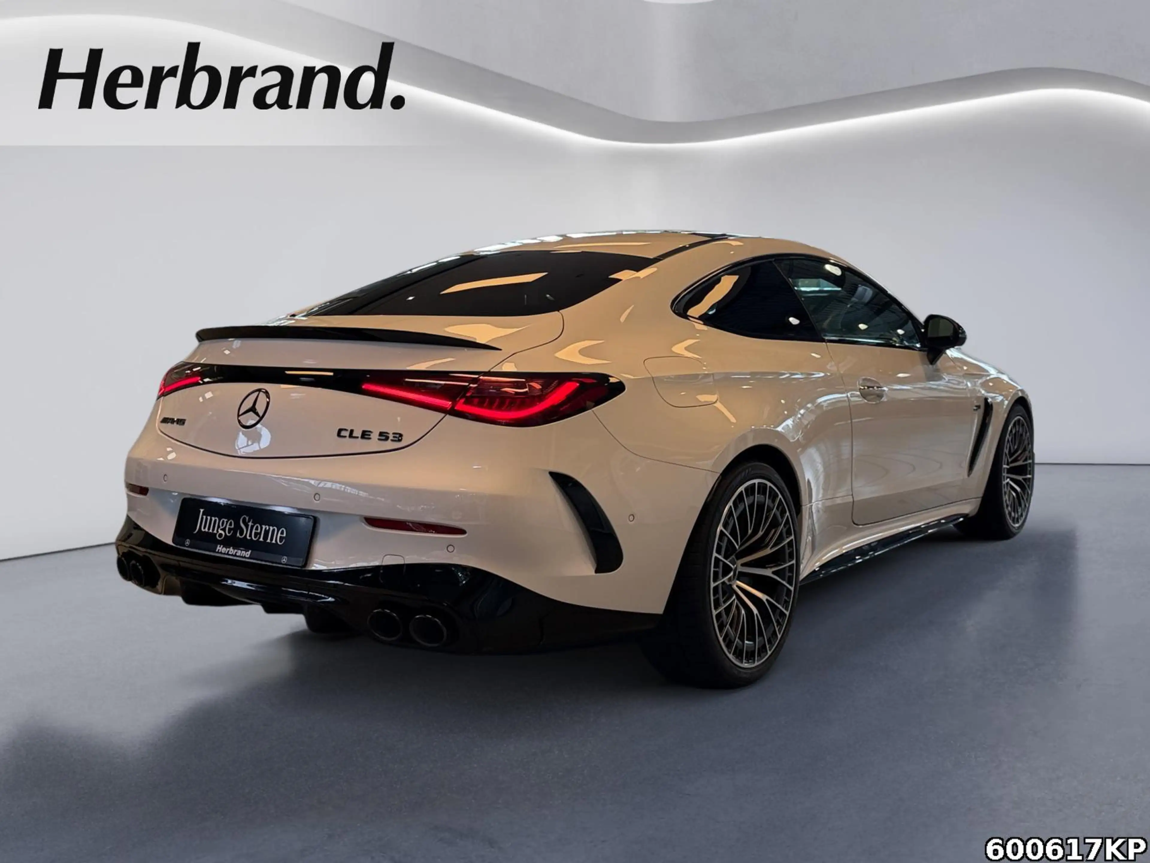 Mercedes-Benz CLE 53 AMG 4M+ Pano AHK Burmester 20" Night II — photo 3