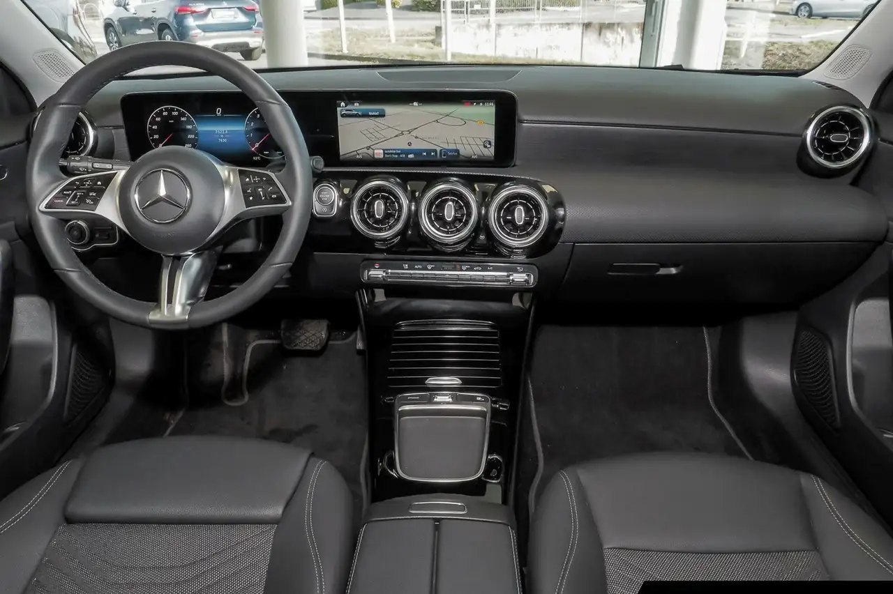 Mercedes-Benz A 180 A 180 Progressiv 7G/Night/Kamera/Navi/LED Autom. 10