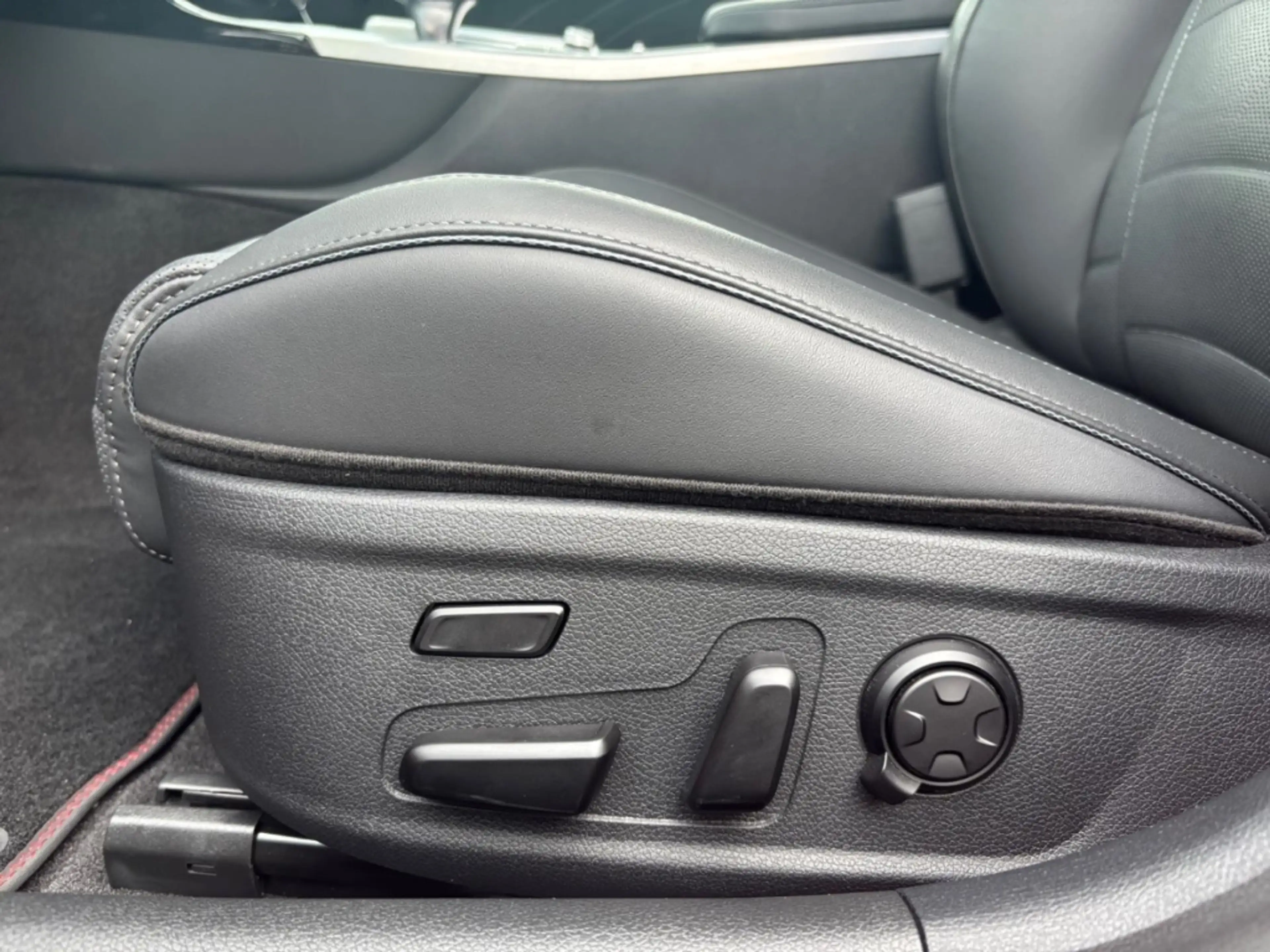 Kia Stinger 3.3T GT Navi Kamera Totwinkel PDC Klimaautomatik — photo 14