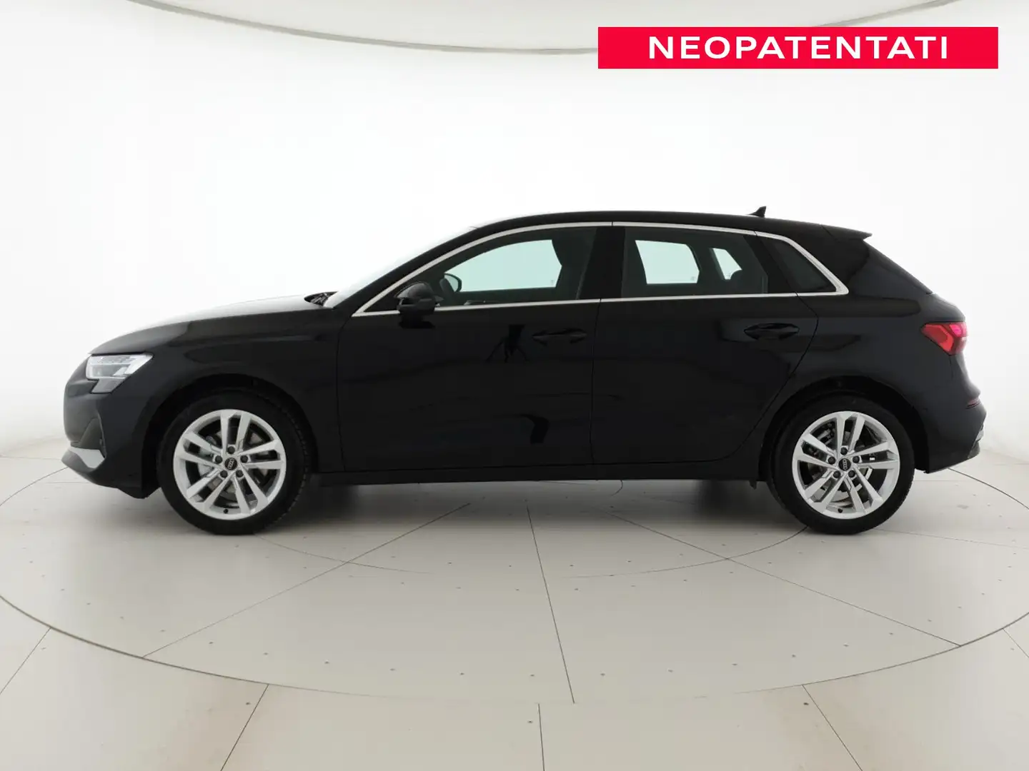 Audi A3 Sportback 30TFSI 116CV Business Advanced Nero - 2