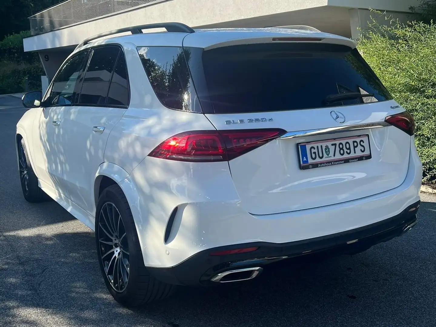 Mercedes-Benz GLE 350 d 4Matic Aut. Weiß - 2
