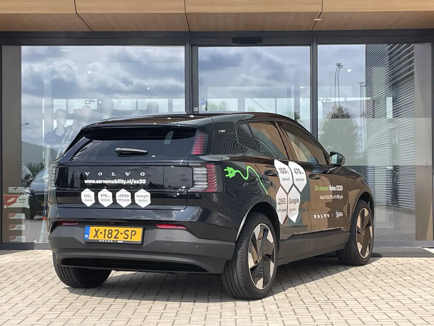 Volvo EX30 Single Motor Extended Range Plus 69 kWh | Stoel- e Nero - 2