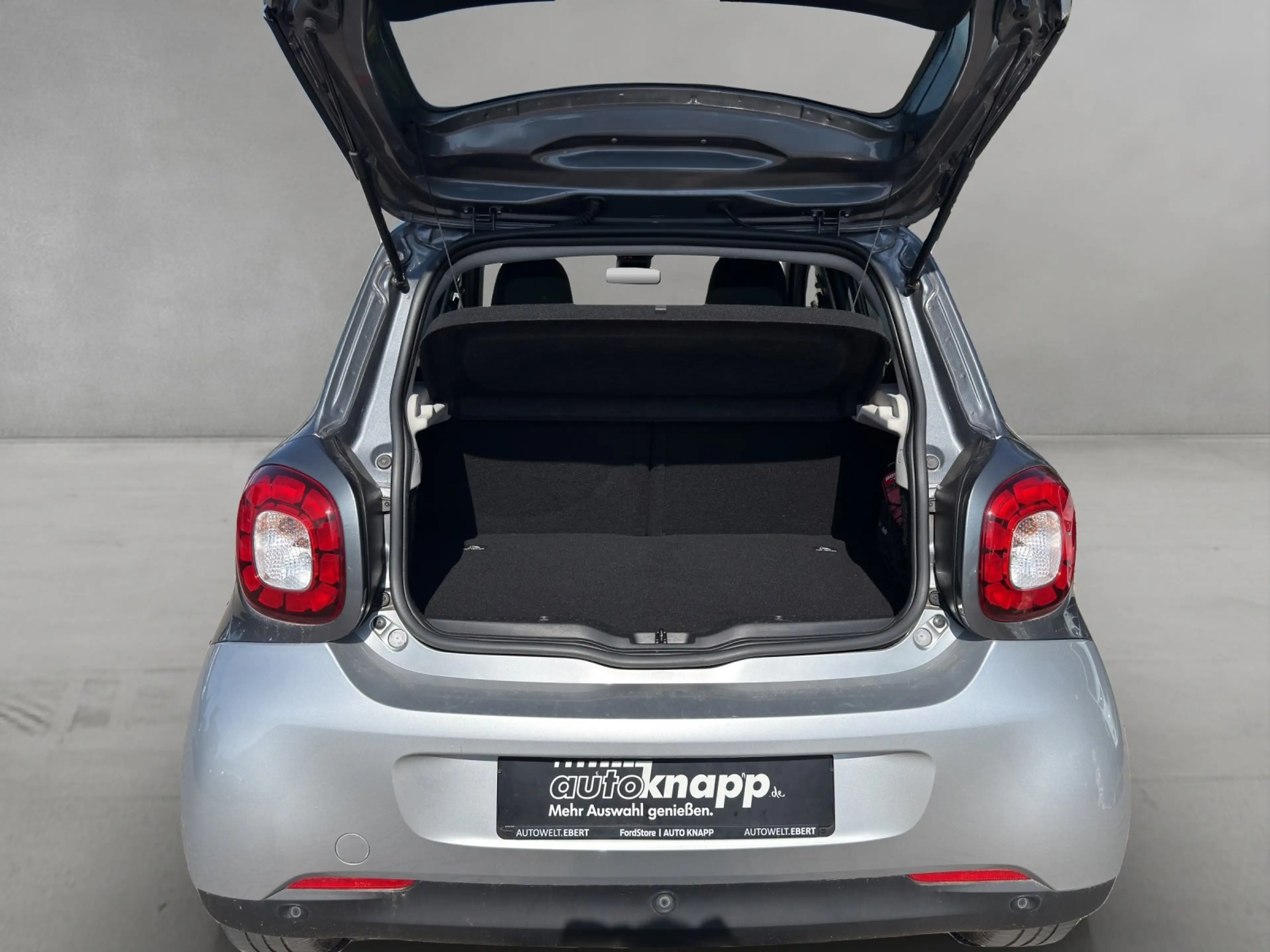 smart forFour forfour passion (52kW) Automatik Panoramadach SH — photo 14