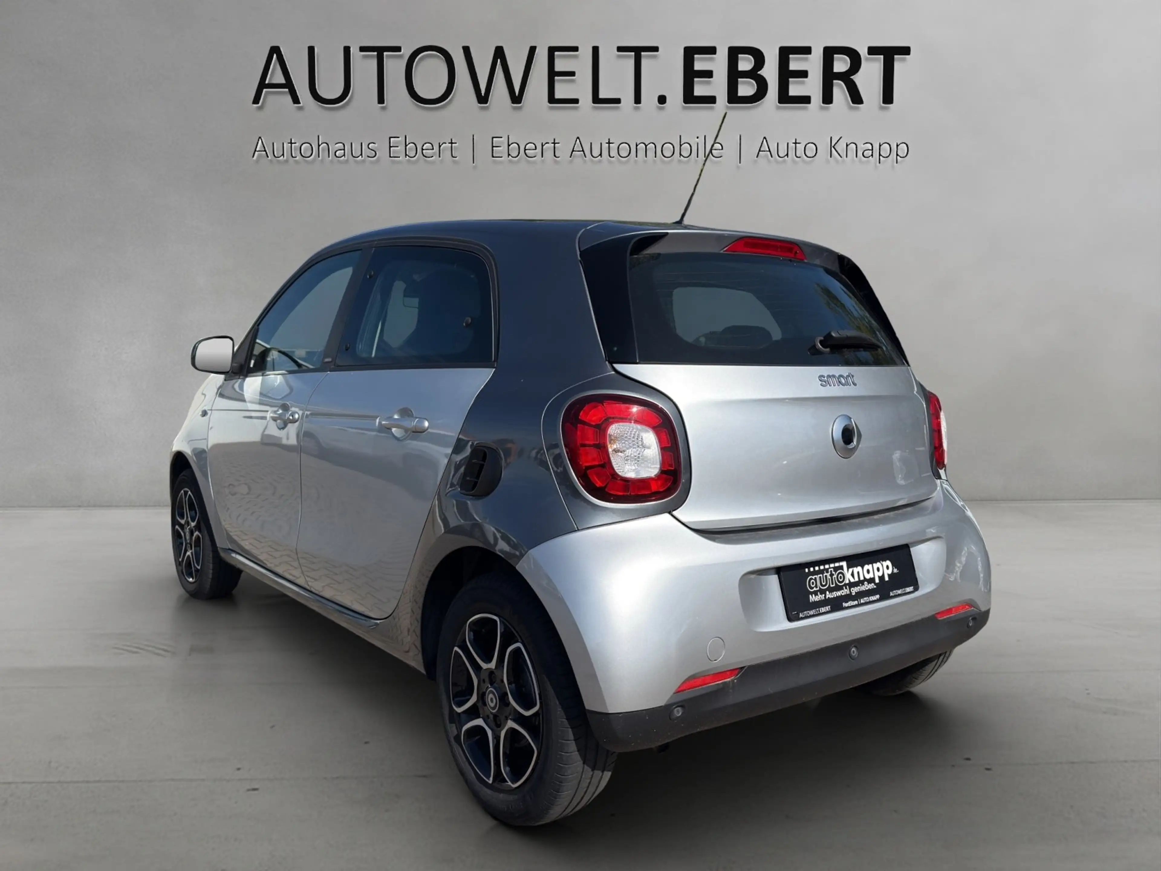 smart forFour forfour passion (52kW) Automatik Panoramadach SH — photo 3