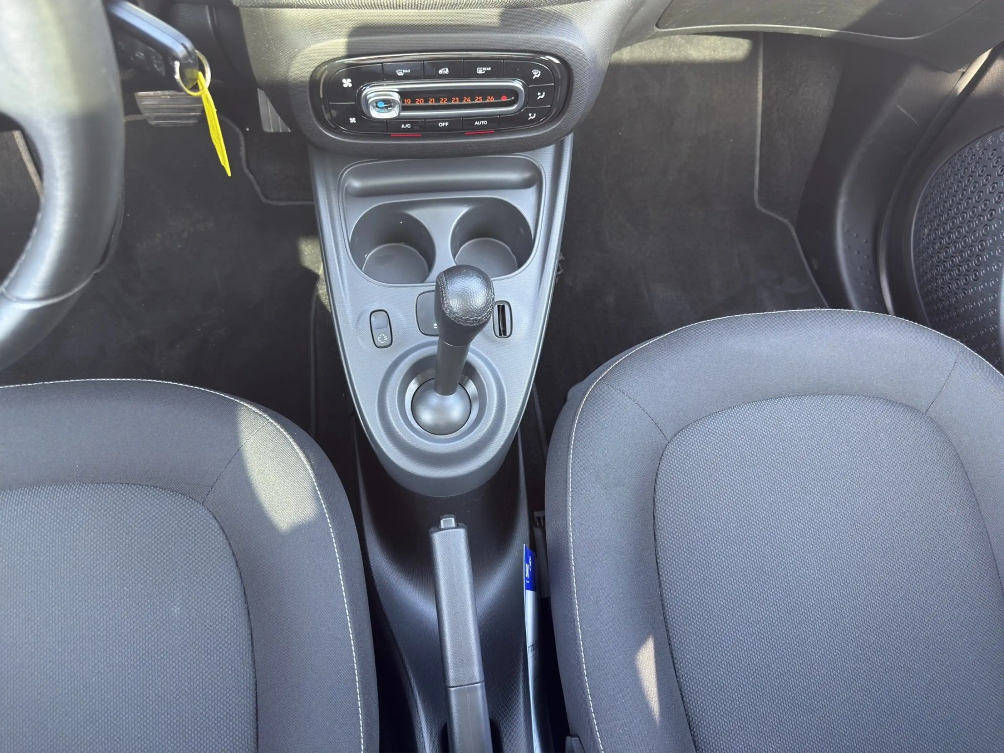 smart forFour forfour passion (52kW) Automatik Panoramadach SH — photo 11