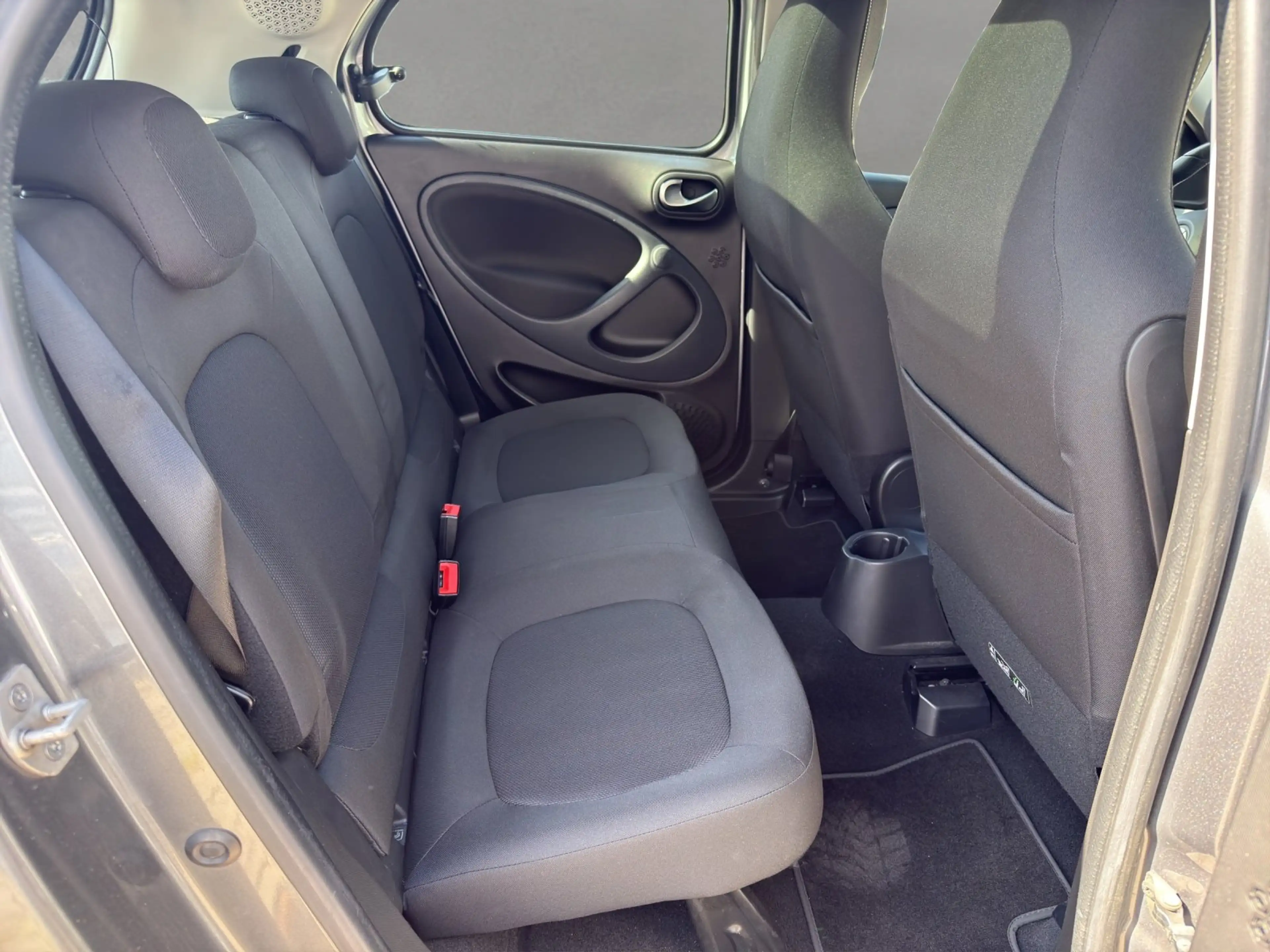 smart forFour forfour passion (52kW) Automatik Panoramadach SH — photo 13