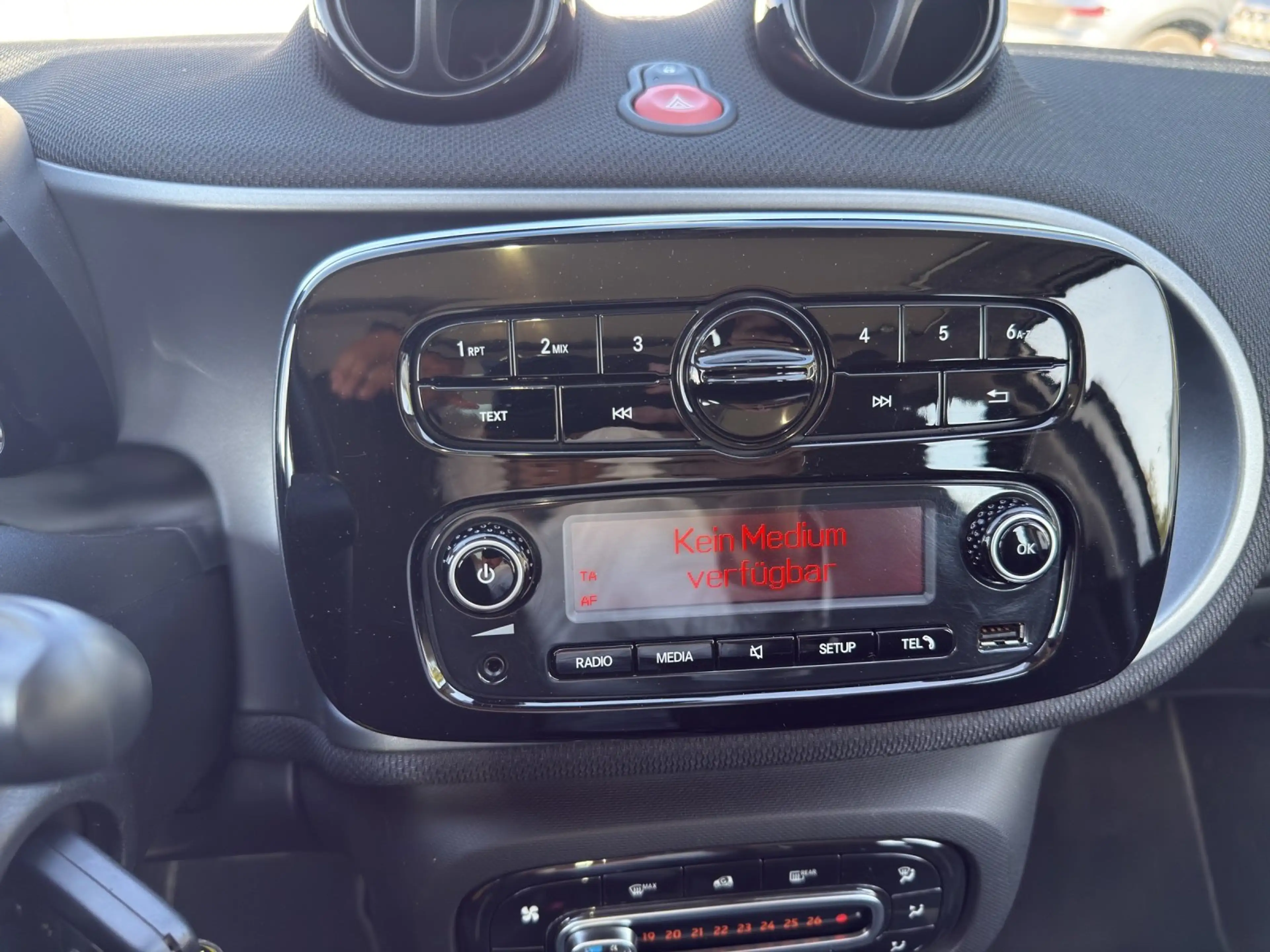 smart forFour forfour passion (52kW) Automatik Panoramadach SH — photo 10